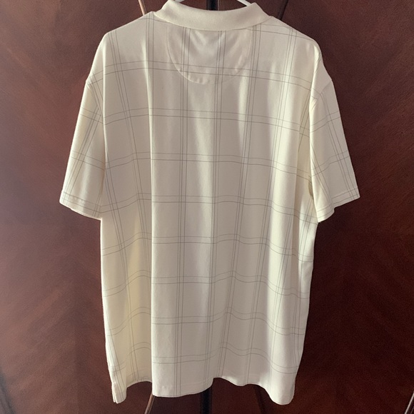 Van Heusen Polo - Picture 2 of 3